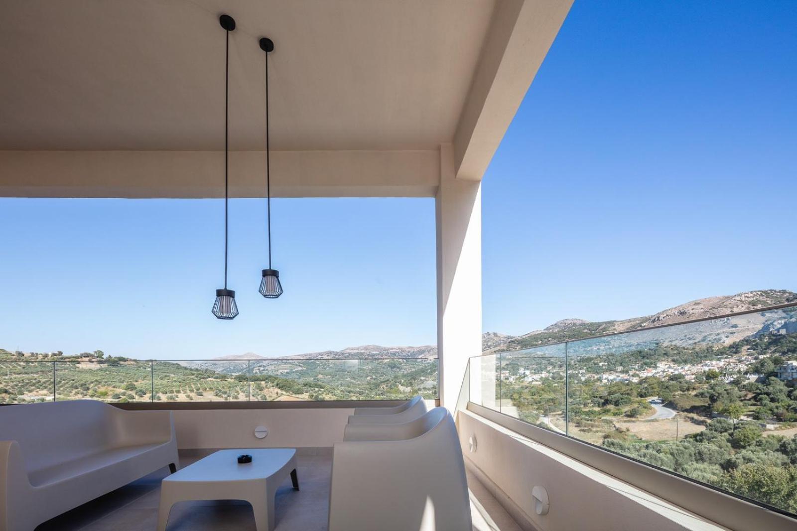 Panorama Luxury Suites Spilion Exterior photo
