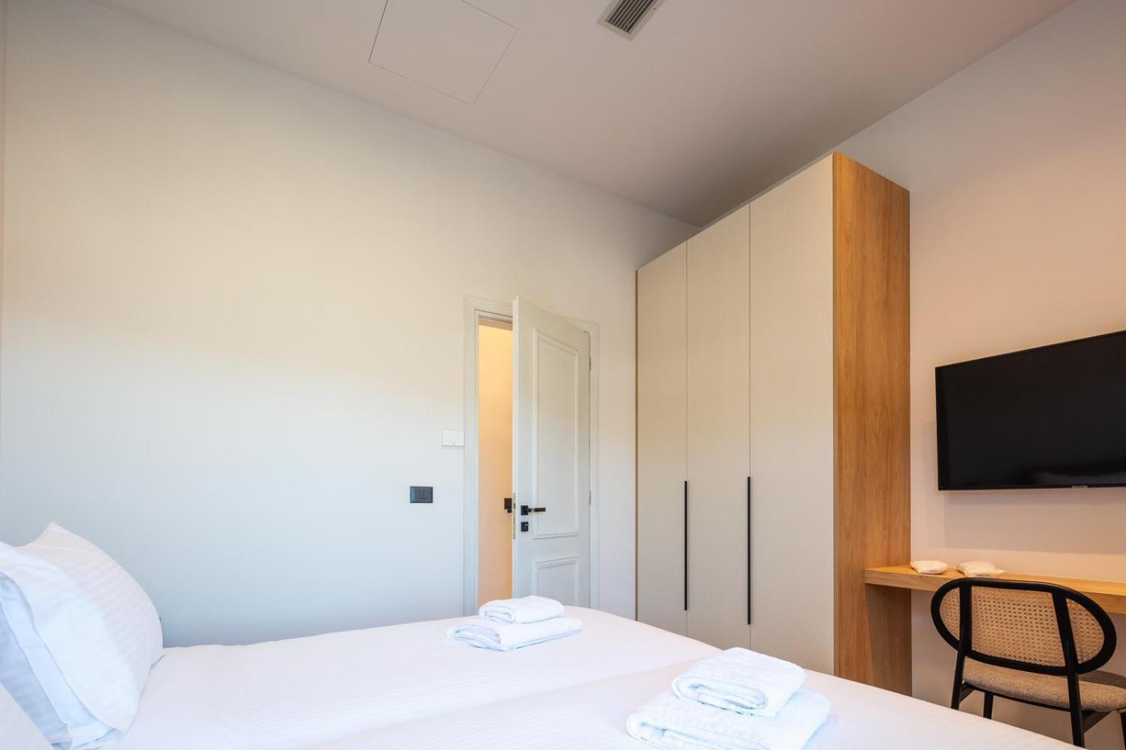 Panorama Luxury Suites Spilion Exterior photo